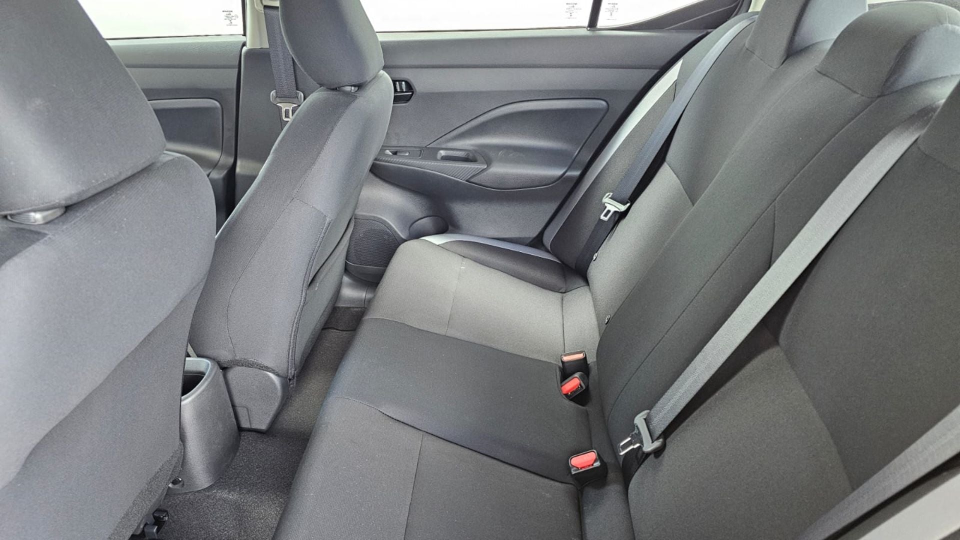 2025 Nissan VERSA 4P SENSE L41.6 MAN